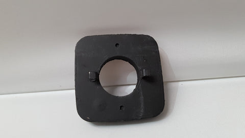 Rubber bumper single fall hook clamp
