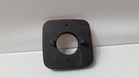 Rubber bumper single fall hook clamp